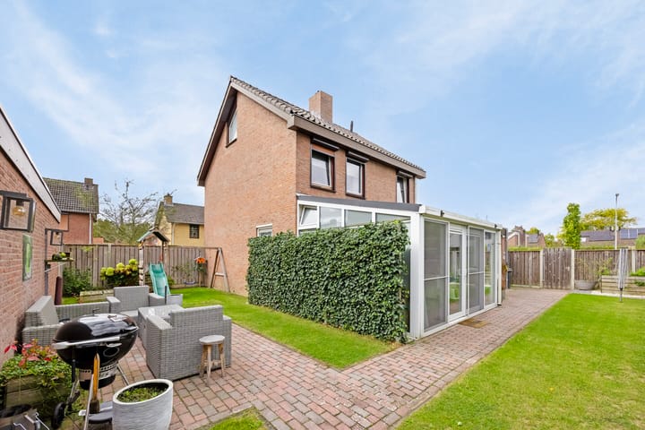 Photo 24 of Christinalaan 1-A