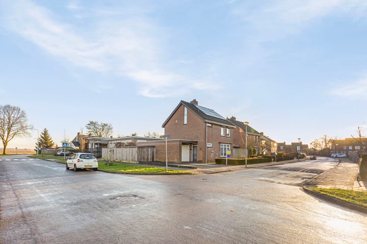 Photo 32 of Christinalaan 1-A