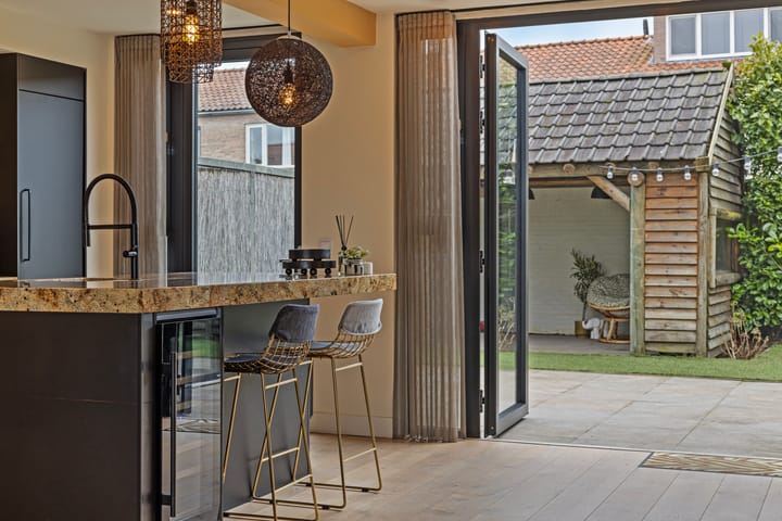 Foto 3 van Jan van Ruusbroeckstraat 25