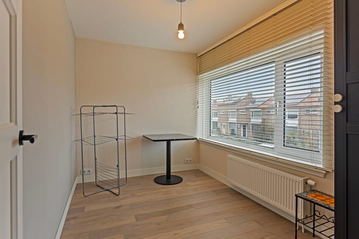 Foto 30 van Jan van Ruusbroeckstraat 25