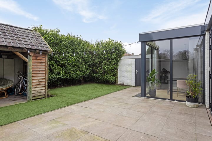 Foto 36 van Jan van Ruusbroeckstraat 25