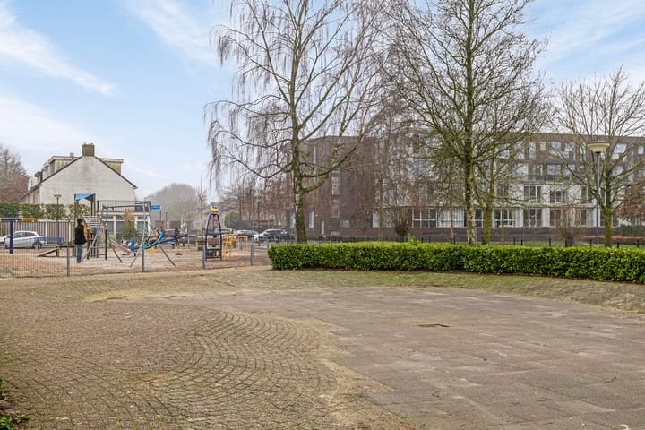 Foto 40 van Jan van Ruusbroeckstraat 25