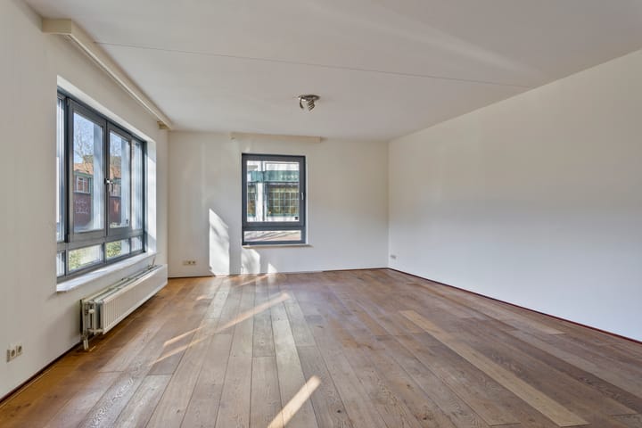 Foto 10 van Bilderdijkstraat 2-3