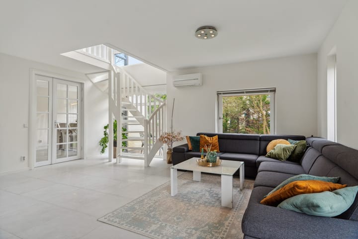 Foto 2 van Oranjegeelstraat 14