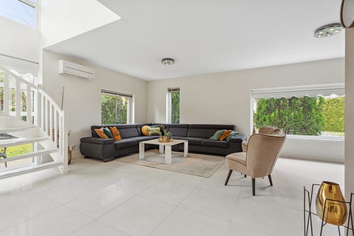 Foto 8 van Oranjegeelstraat 14