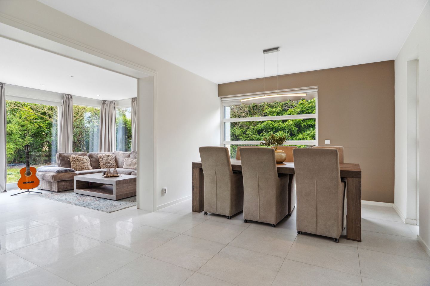 Photo 14 of Oranjegeelstraat 14