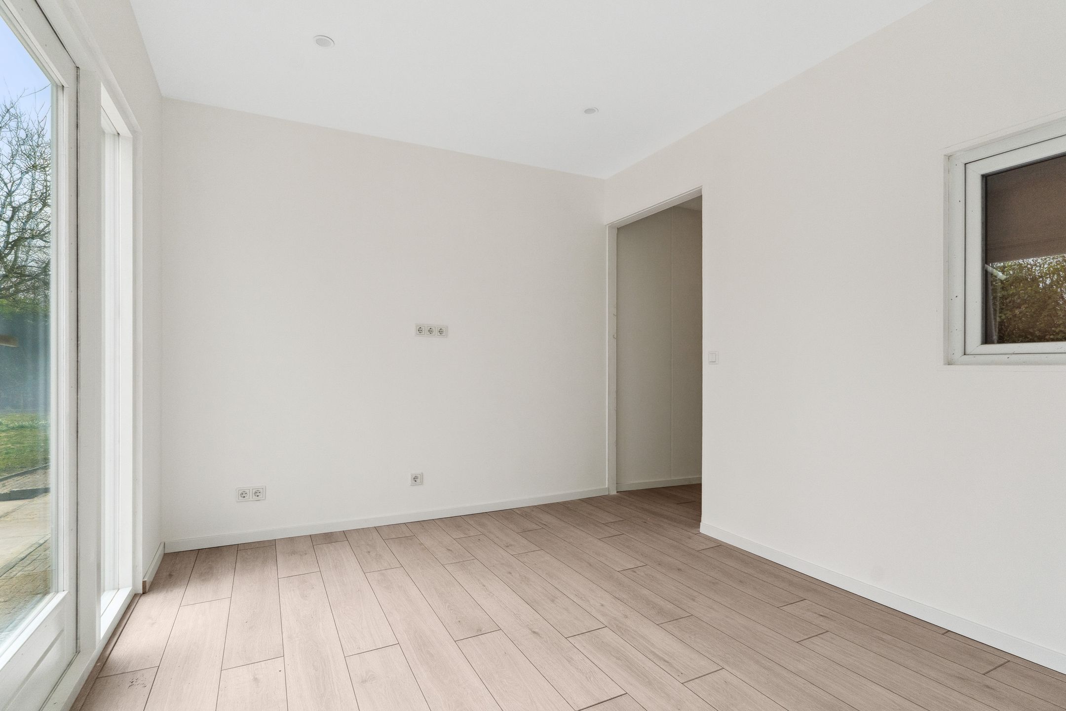 Photo 27 of Oranjegeelstraat 14