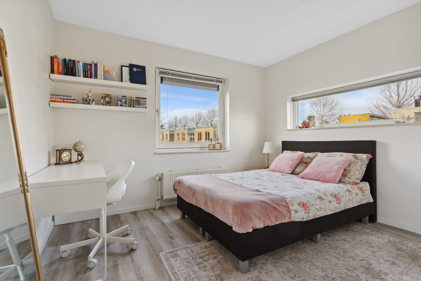 Photo 34 of Oranjegeelstraat 14