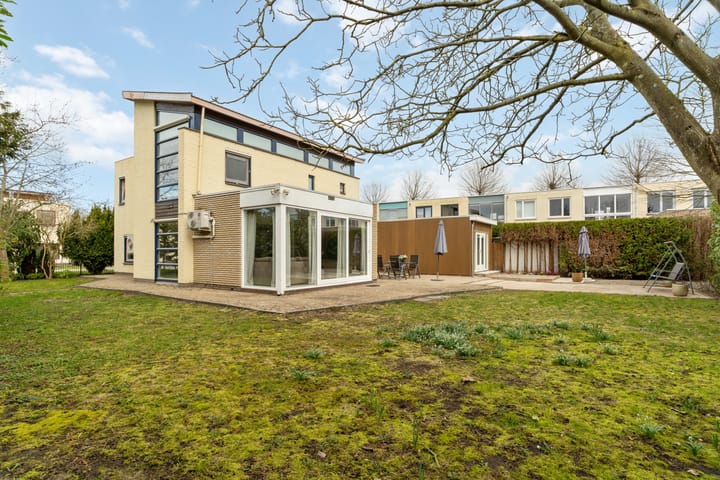 Foto 44 van Oranjegeelstraat 14