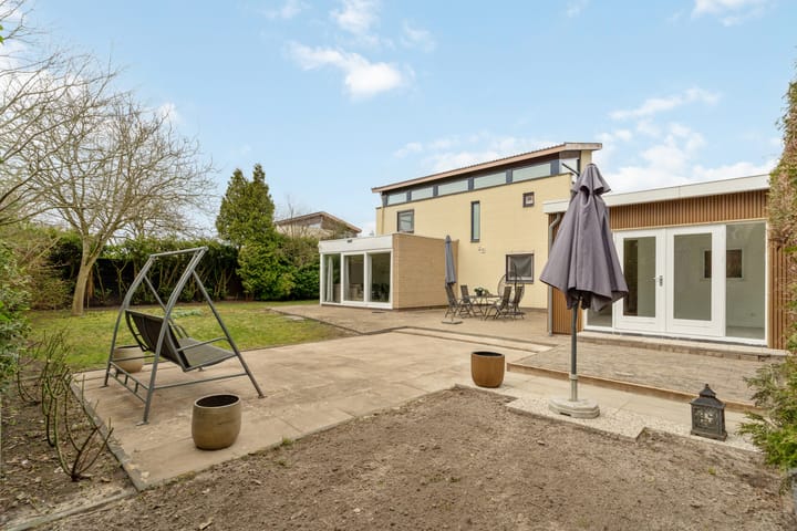 Foto 45 van Oranjegeelstraat 14