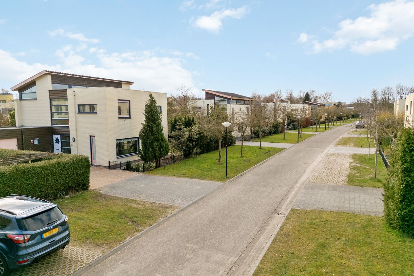 Photo 49 of Oranjegeelstraat 14