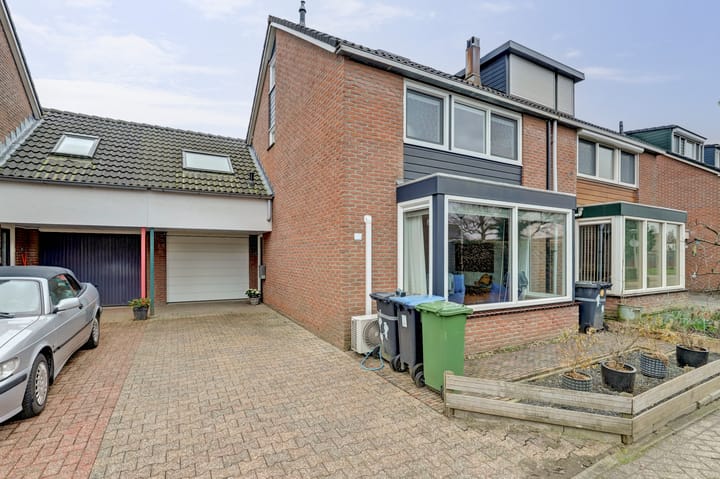 Foto 5 van Thornhof 10