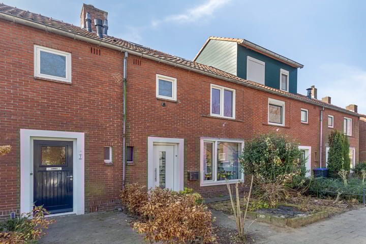 Foto 1 van Pinksterbloemstraat 9