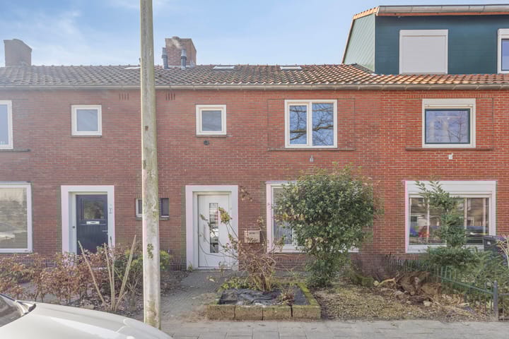 Foto 27 van Pinksterbloemstraat 9