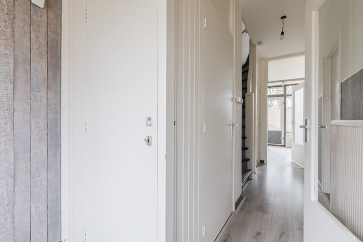 Foto 14 van Wagenaarstraat 152