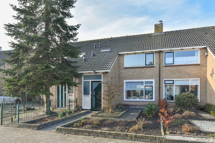 Foto 1 van Dokter Bloemstraat 39