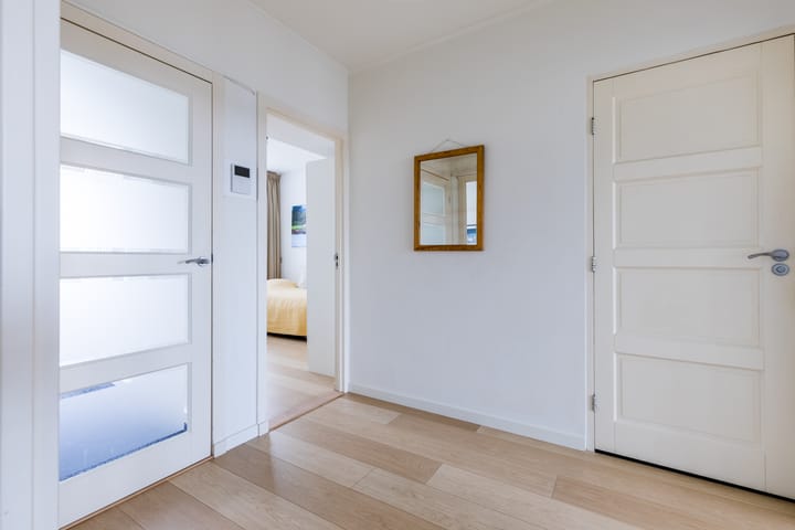 Foto 16 van Schouwenselaan 93