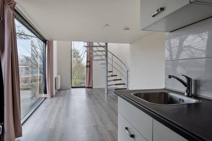 Foto 6 van Vondellaan 67-G