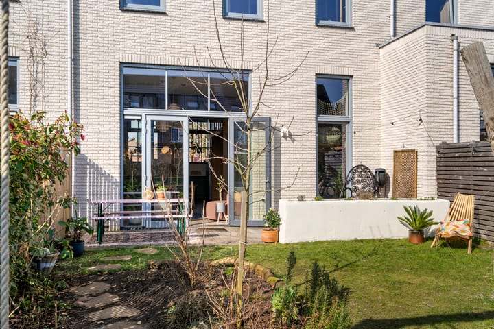 Foto 50 van Sterkerij 28