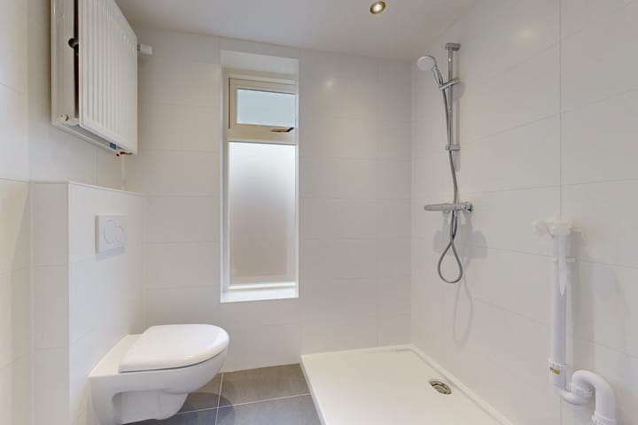 Photo 15 of Brouwerstraat 35-A