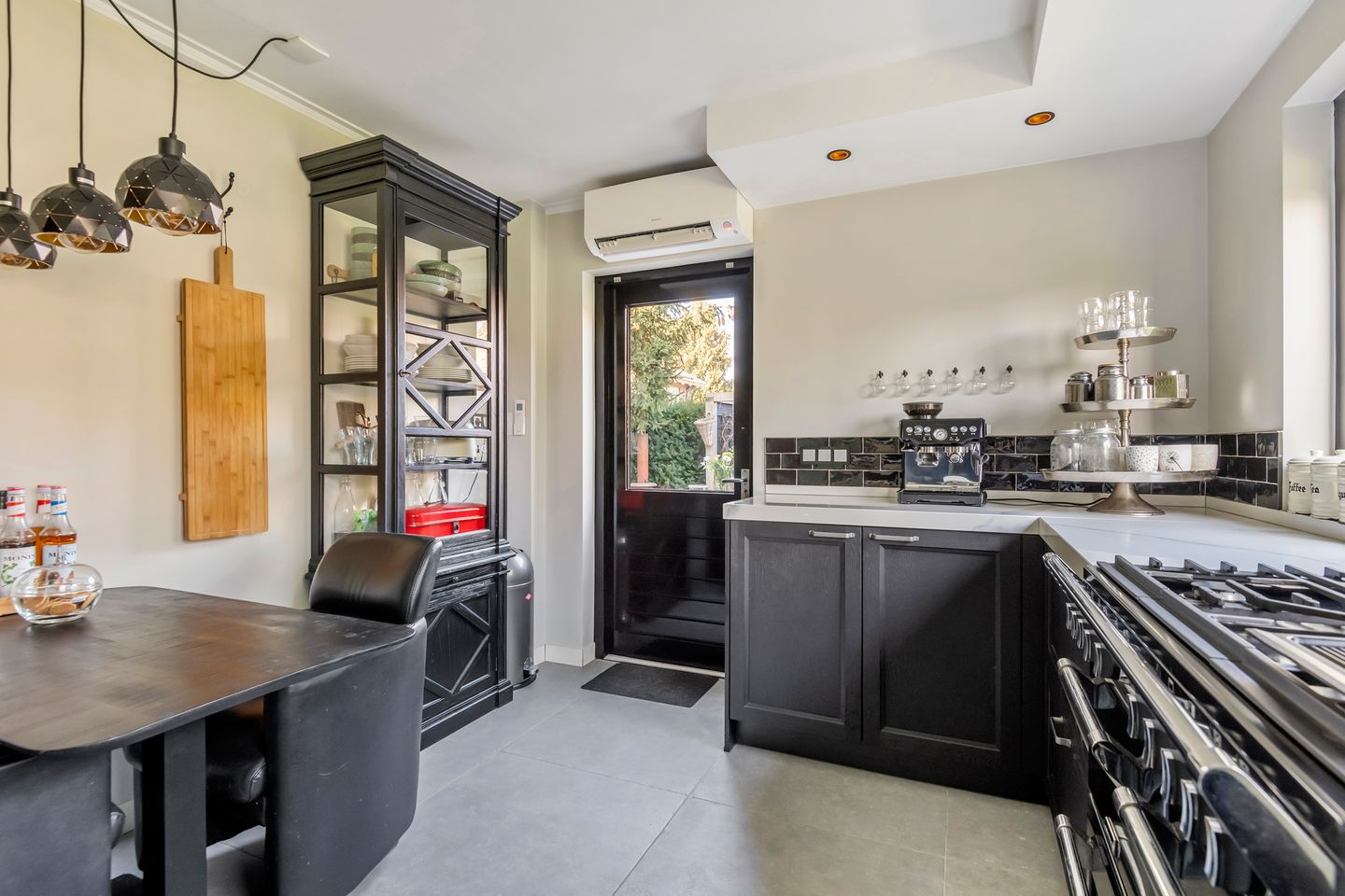 Photo 14 of Vergardeweg 18