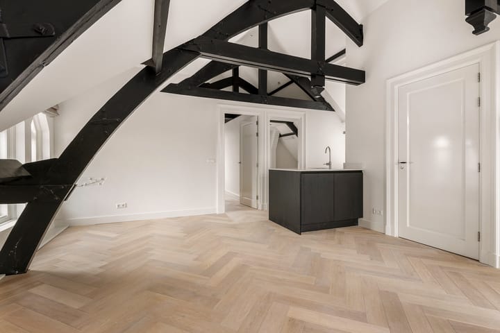 Foto 5 van Czaar Peterstraat 23-D