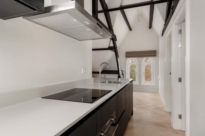 Foto 8 van Czaar Peterstraat 23-D