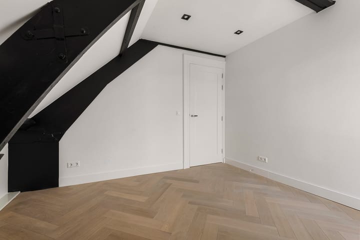 Foto 12 van Czaar Peterstraat 23-D