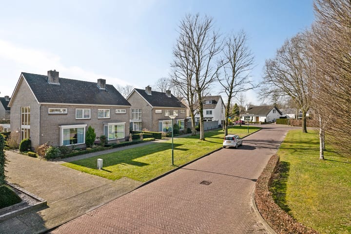 Foto 42 van Mattheus Eerseliusstraat 14