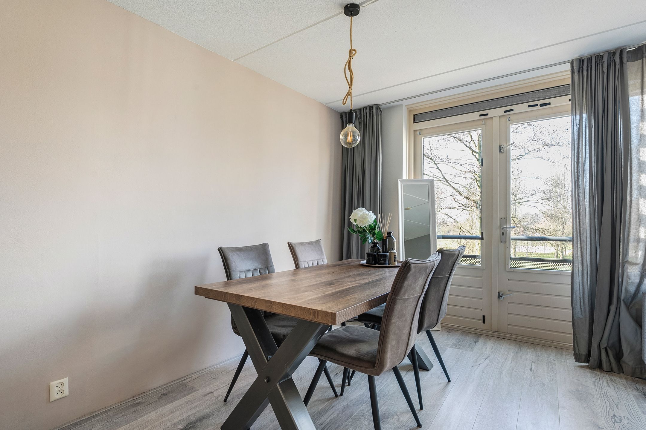 Foto 18 van Van Nispensingel 93