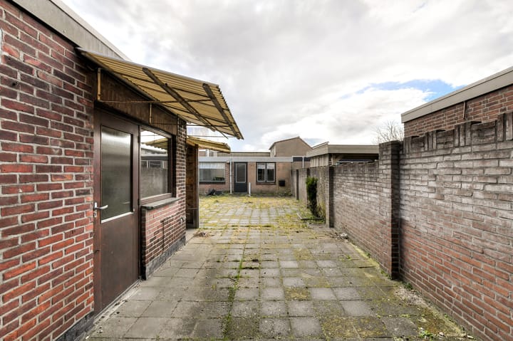 Photo 24 of Ridderstraat 138