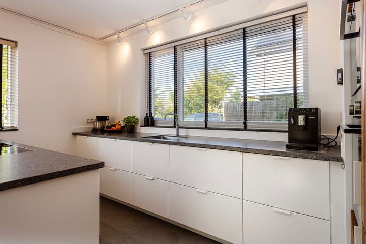 Photo 14 of Bussloselaan 11-A