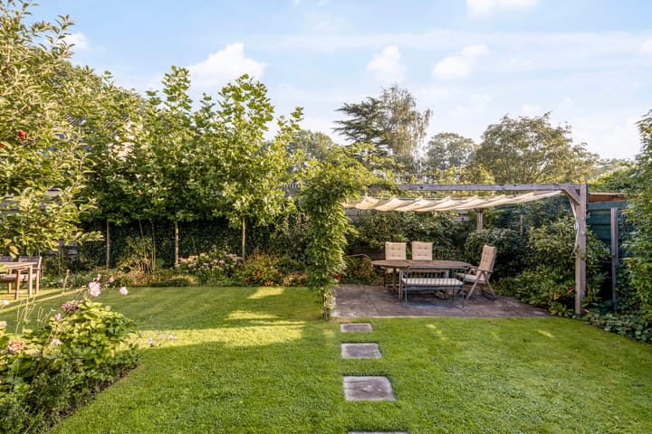 Photo 37 of Bussloselaan 11-A