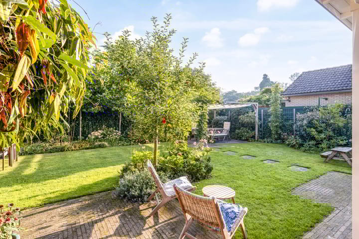 Photo 39 of Bussloselaan 11-A