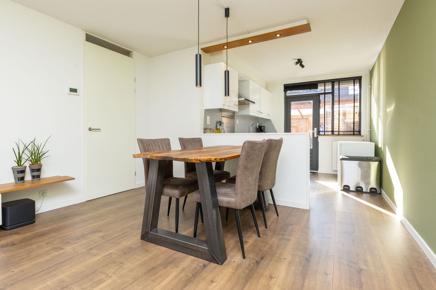 Foto 10 van Paardebloem 67