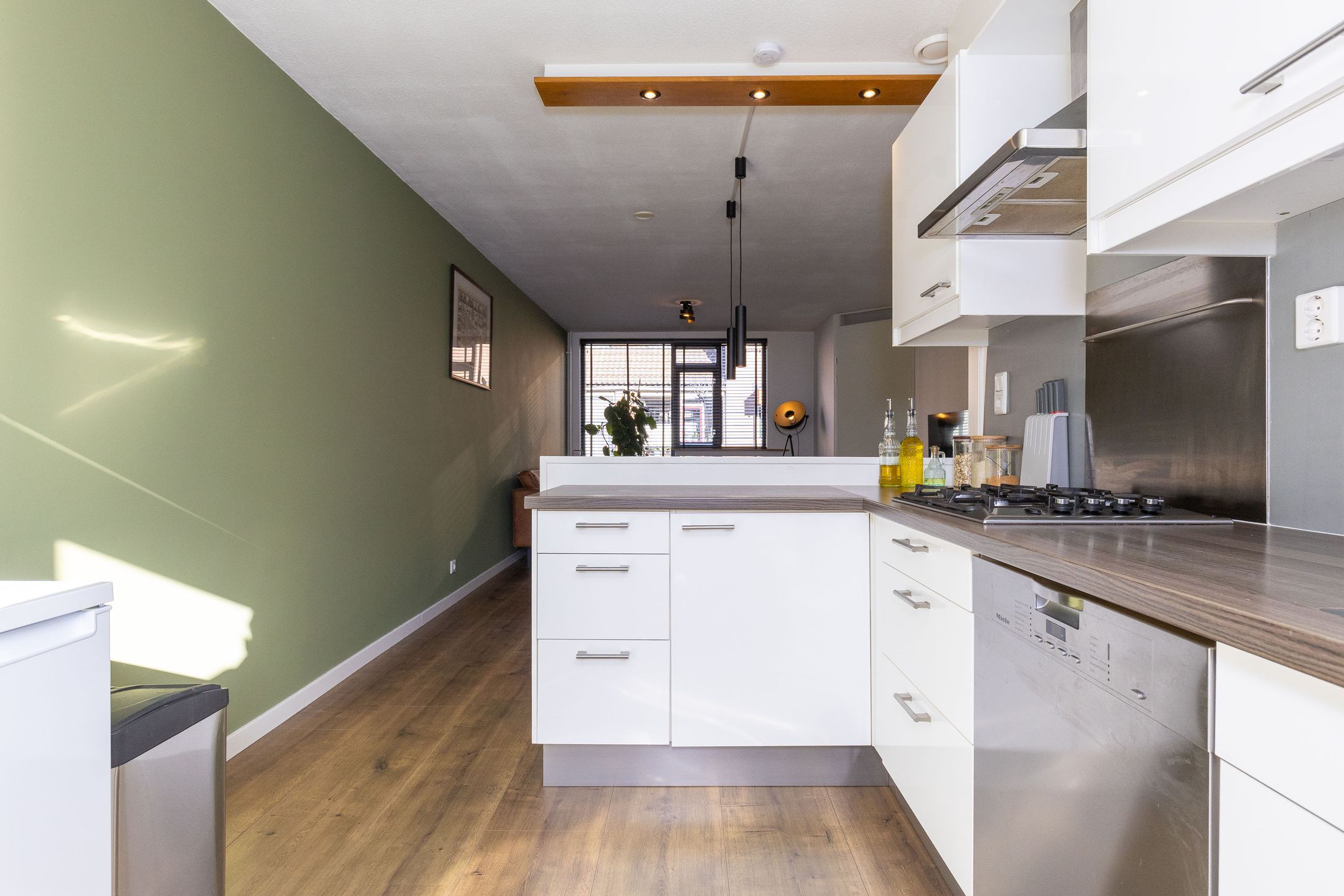 Foto 12 van Paardebloem 67