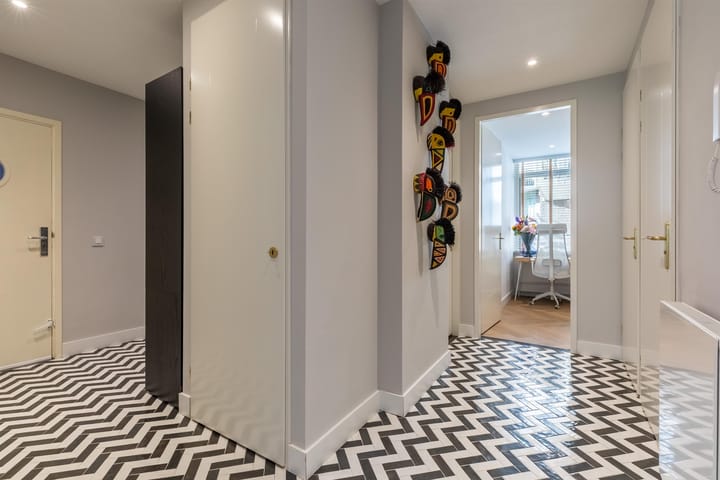 Foto 8 van Vrolikstraat 219