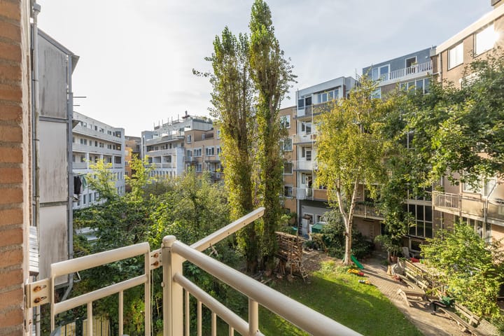 Foto 21 van Vrolikstraat 219