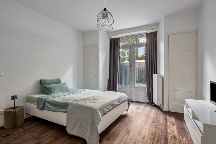 Foto 15 van Petrus Dondersstraat 187