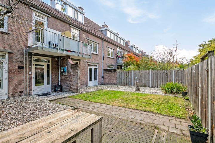 Foto 22 van Petrus Dondersstraat 187