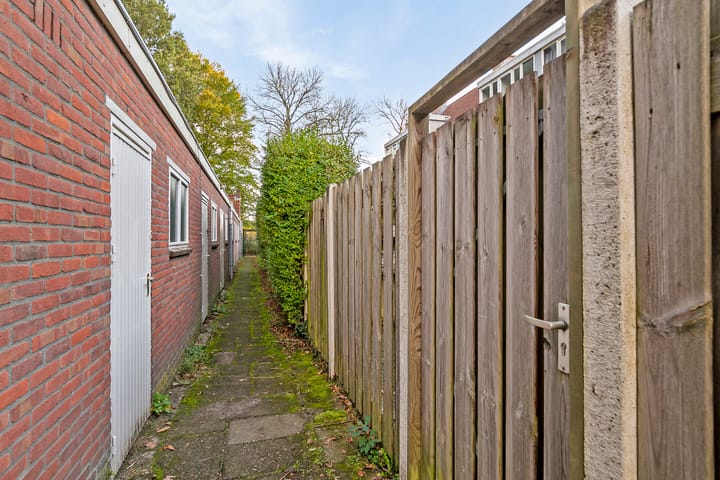 Foto 28 van Petrus Dondersstraat 187