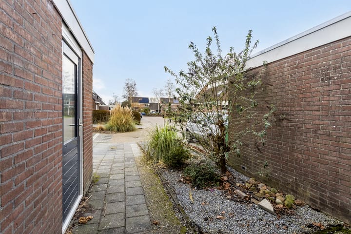 Foto 5 van Woerdes 44