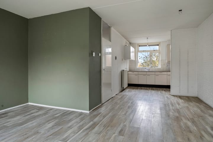 Foto 12 van Woerdes 44