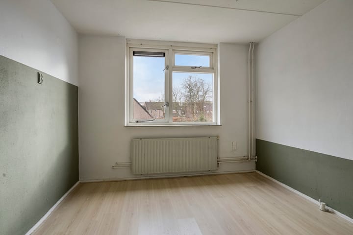 Foto 18 van Woerdes 44