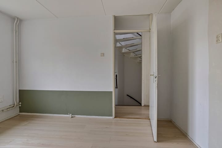 Foto 19 van Woerdes 44