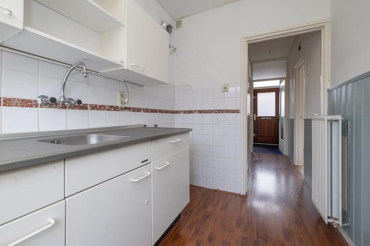 Foto 8 van J. van Galenstraat 69