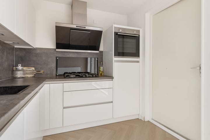 Foto 12 van Veenhofsweg 23