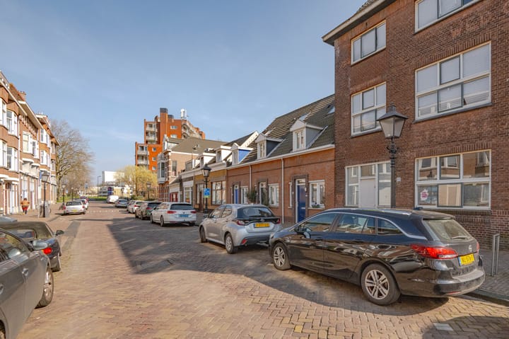 Foto 30 van Grondherendijk 46