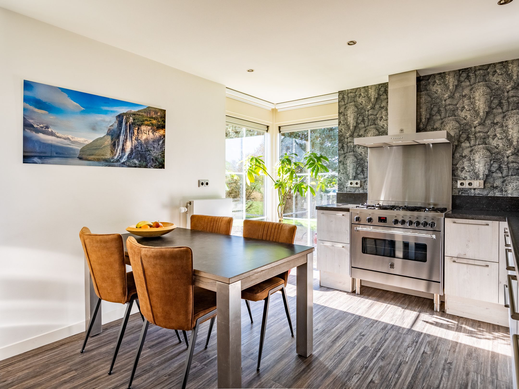 Foto 12 van Meeuwenbergweg 4