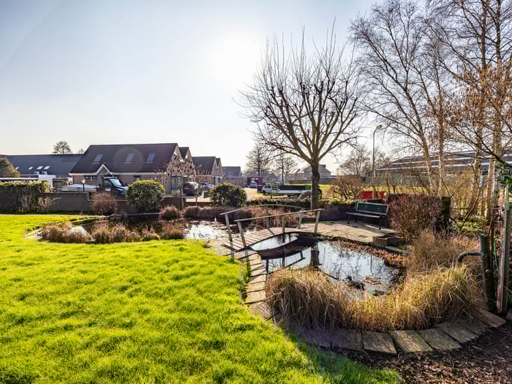 Foto 29 van Meeuwenbergweg 4